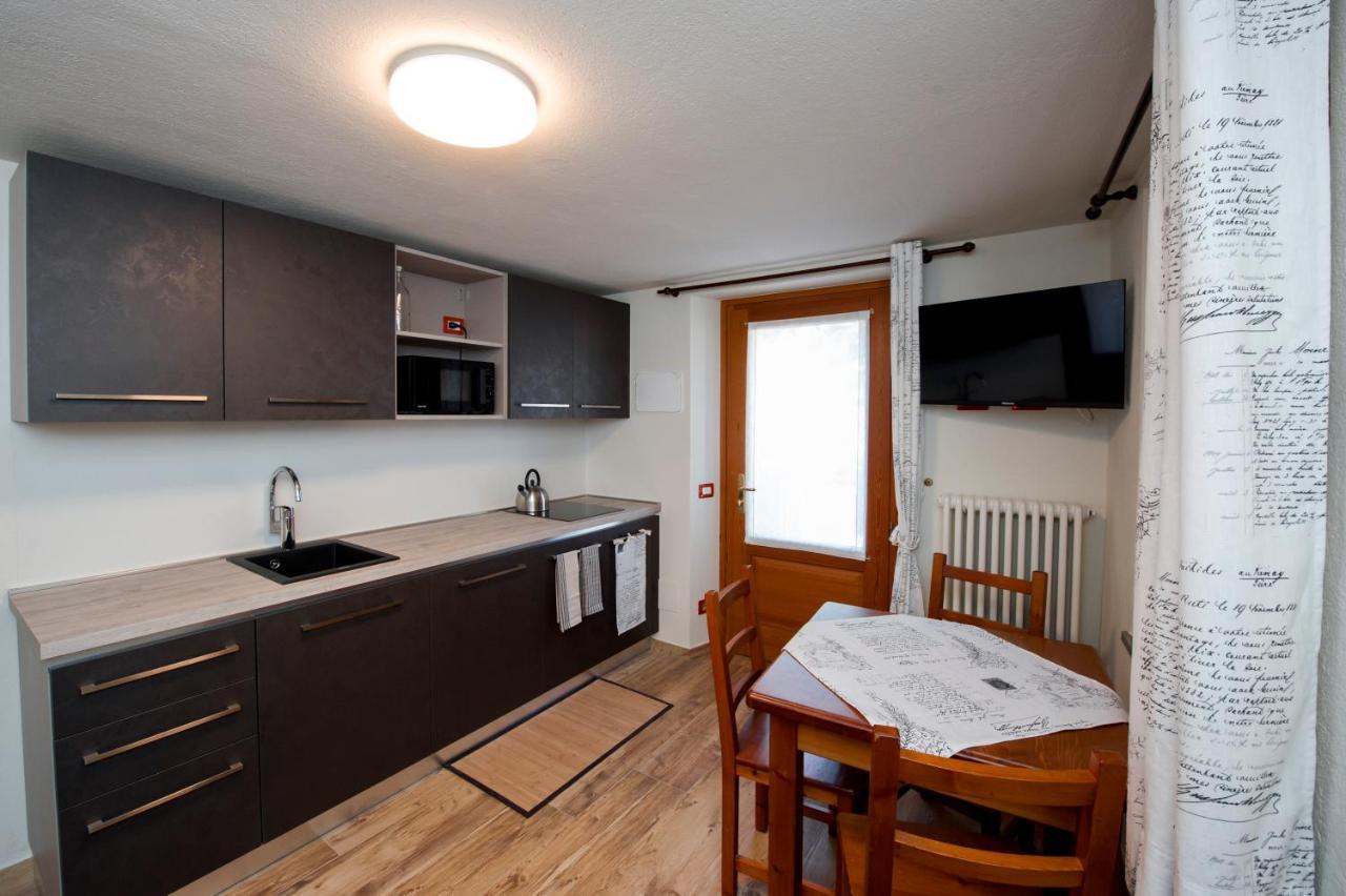 Lou Rose Villa Donnaz Екстериор снимка