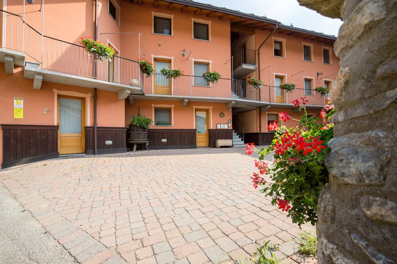Lou Rose Villa Donnaz Екстериор снимка